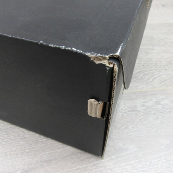 Air Jordan 1 Mid Alternate Bred Sneakers Men's Size 13 Black Red NEW - Picture 15 of 16